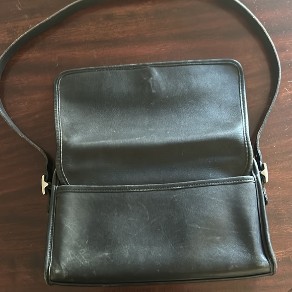 Vintage Coach Shoulder Purse - Picture 14 of 16